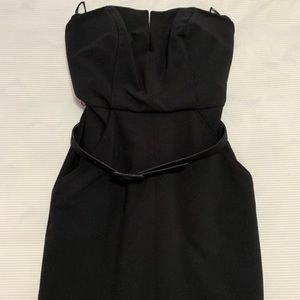 Bebe strapless dress with pockets